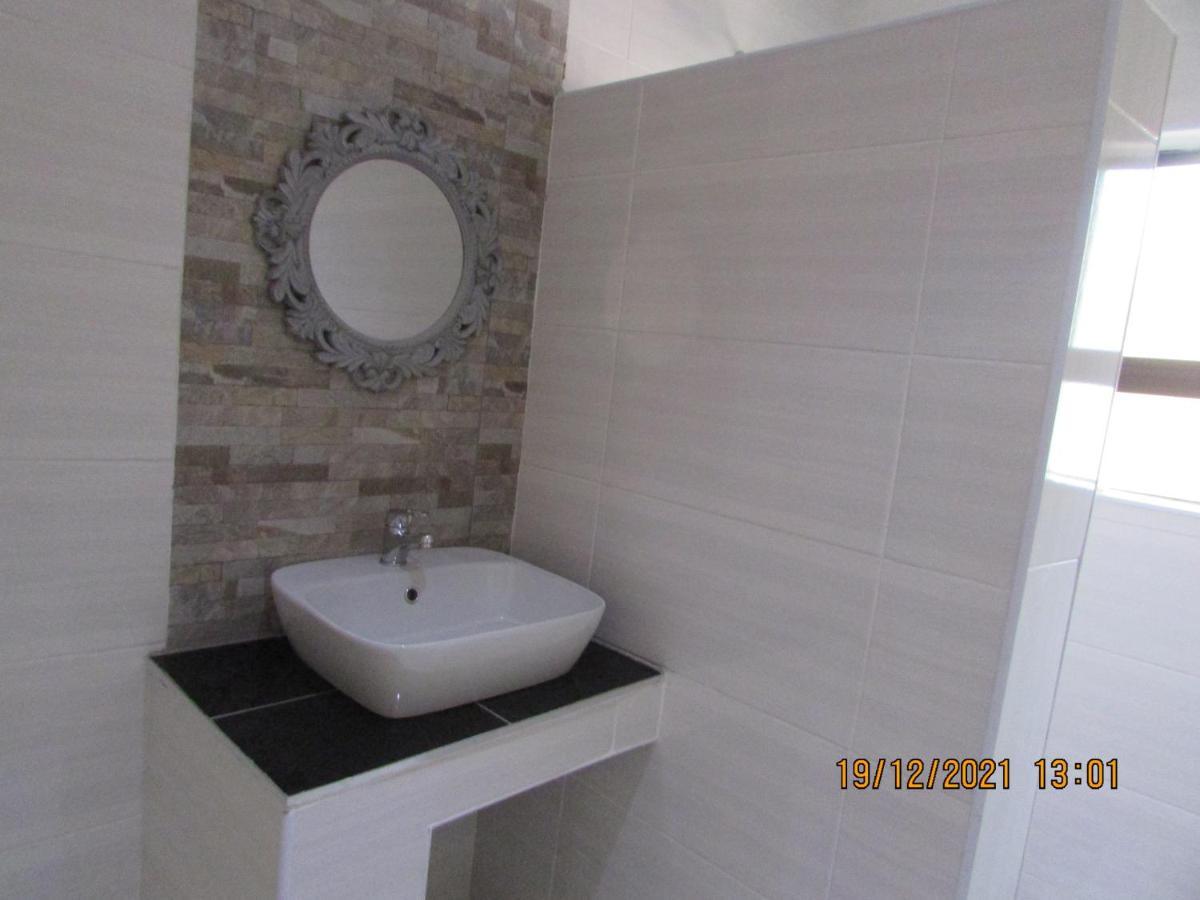 Aloes Lodge Leribe Bagian luar foto