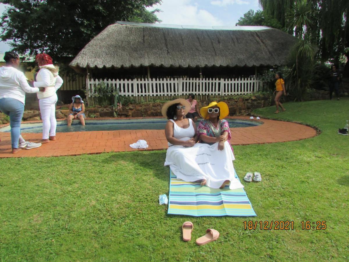 Aloes Lodge Leribe Bagian luar foto