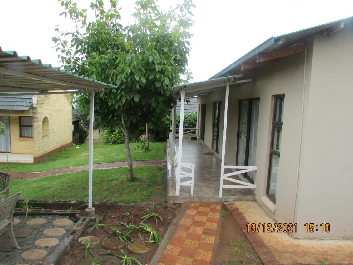 Aloes Lodge Leribe Bagian luar foto