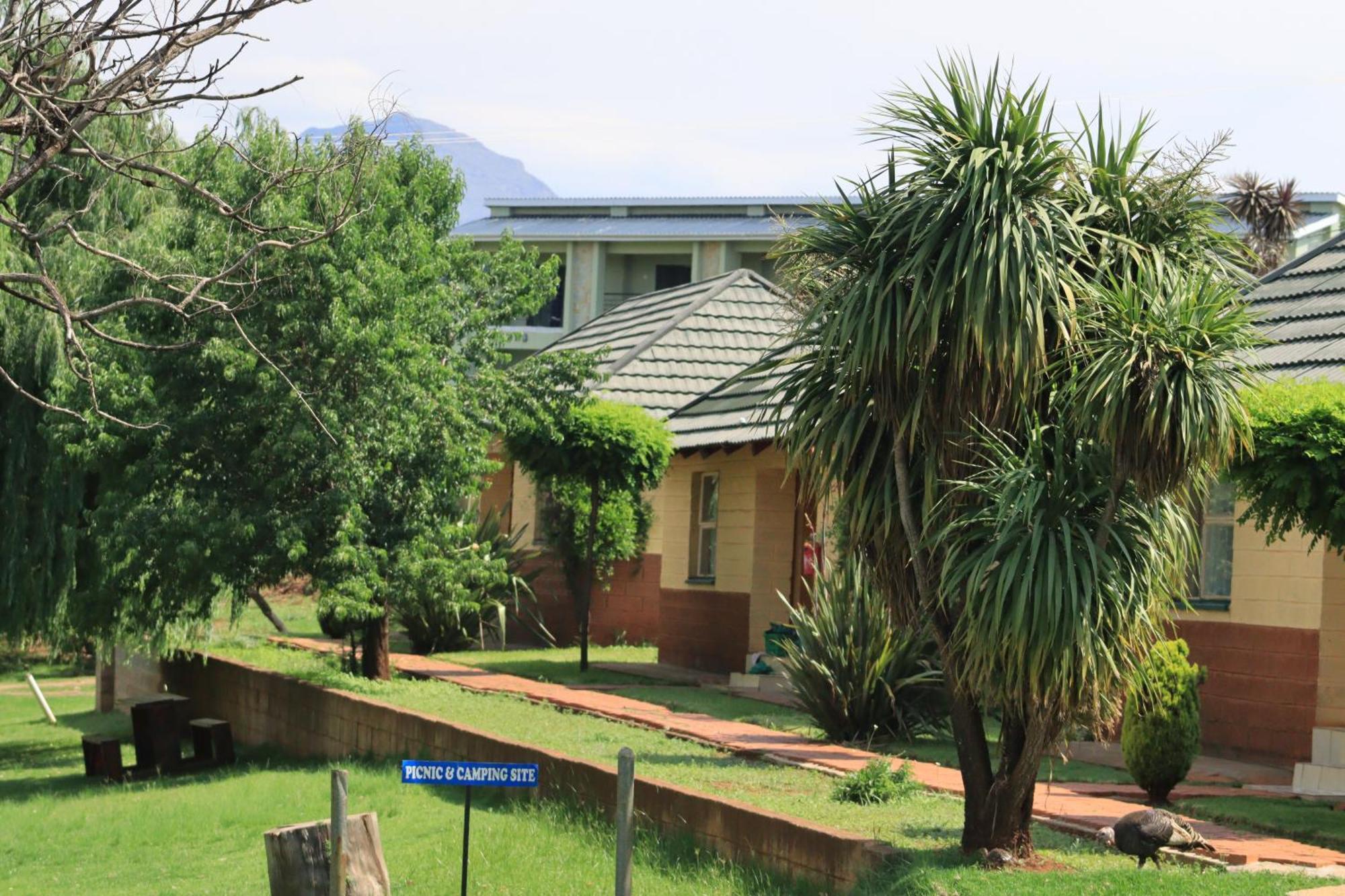 Aloes Lodge Leribe Bagian luar foto